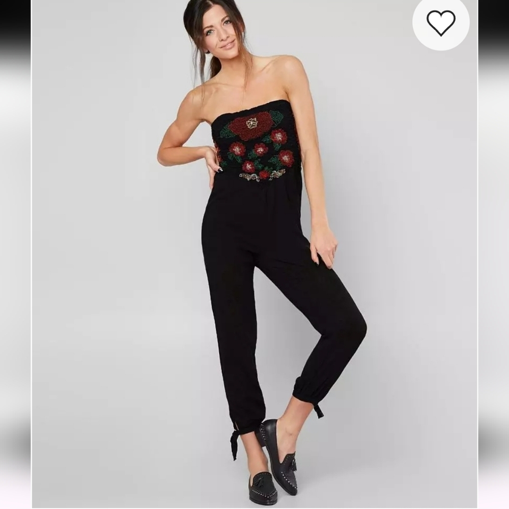 FREE PEOPLE KARAN STRAPLESS SMOCKED FLORAL JUMPSUIT  IN BLACK SIZE MEDIUM - Picture 3 of 16